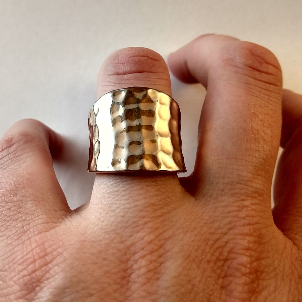 Dimpled Ring Gold Colored